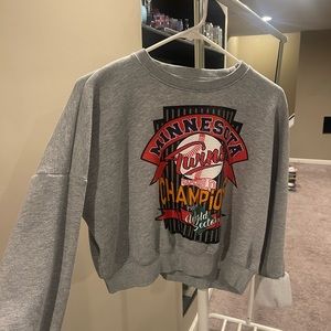 Minnesota Cropped Crewneck